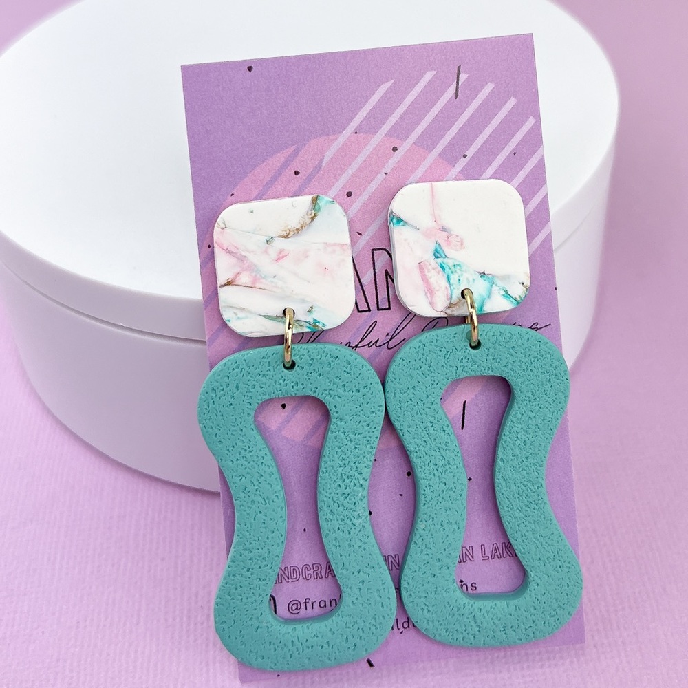 Marbled Pattern with Line Texture Wavy Dangle Hoop Earrings Polymer Clay